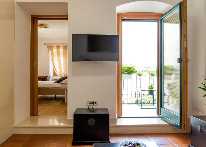 Linda * Макарска