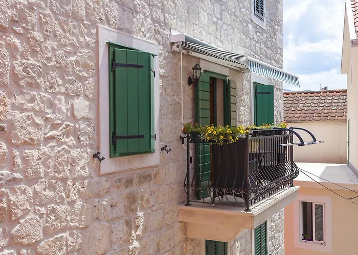 아파트 아파트먼트 린다 *